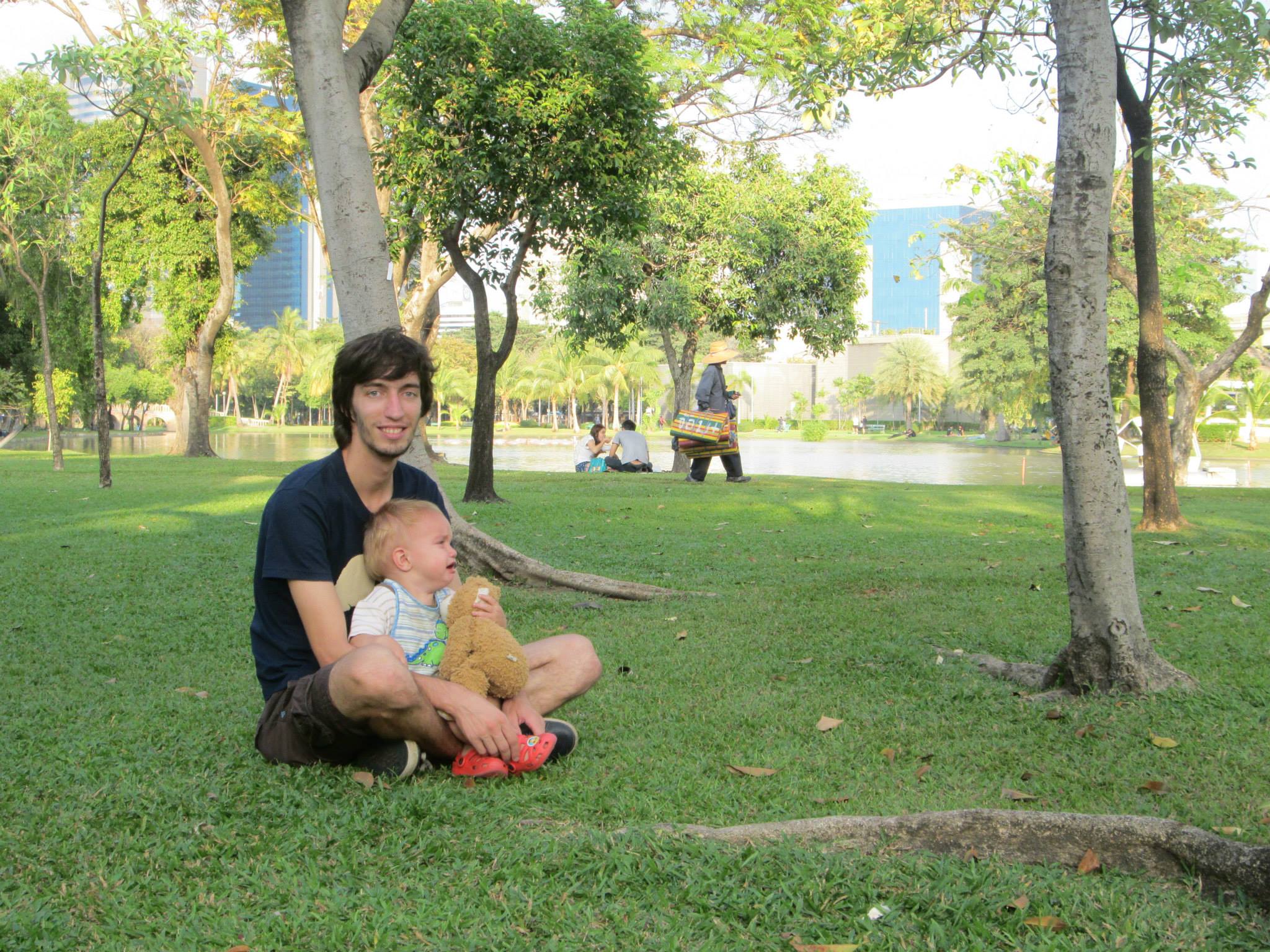 Járvány a napköziben – avagy hogyan szokott le Alex egy nap alatt a cumiról…