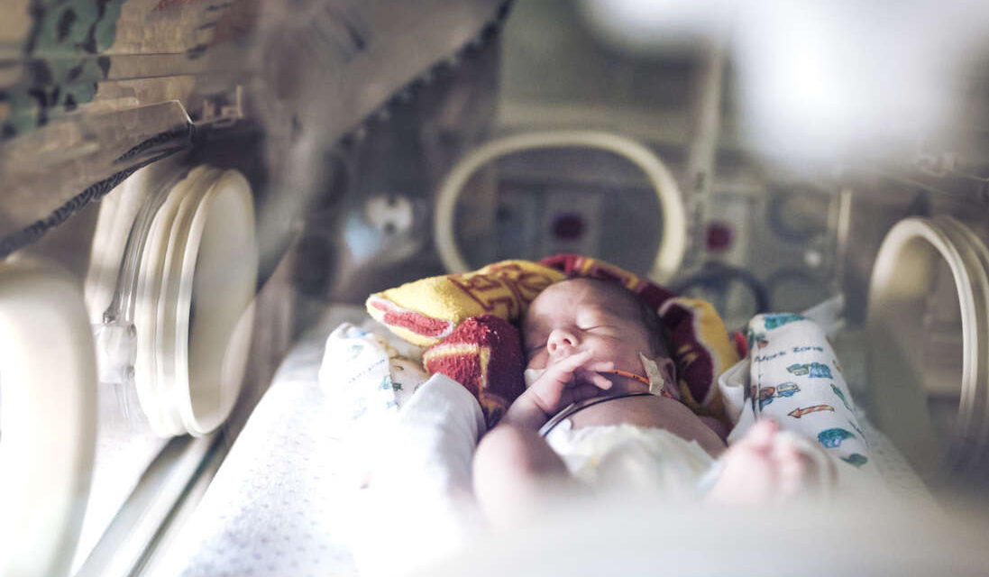 Koraszülők – Hogyan támogathatod őket?