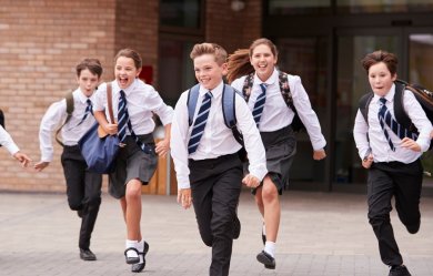 Uniformis csak bizonyos iskolákban