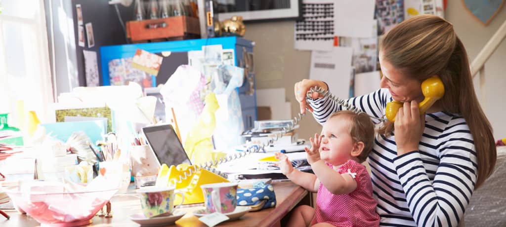 Mégsem maradhatnak otthon a 12 évnél fiatalabb gyermekeket nevelő szülők