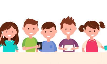 Digitális gyermekvédelemmel kapcsolatos honlap segíti a szülőket