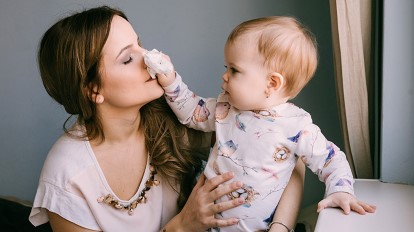 Szoptatás a koronavírus és más légúti fertőzések esetén