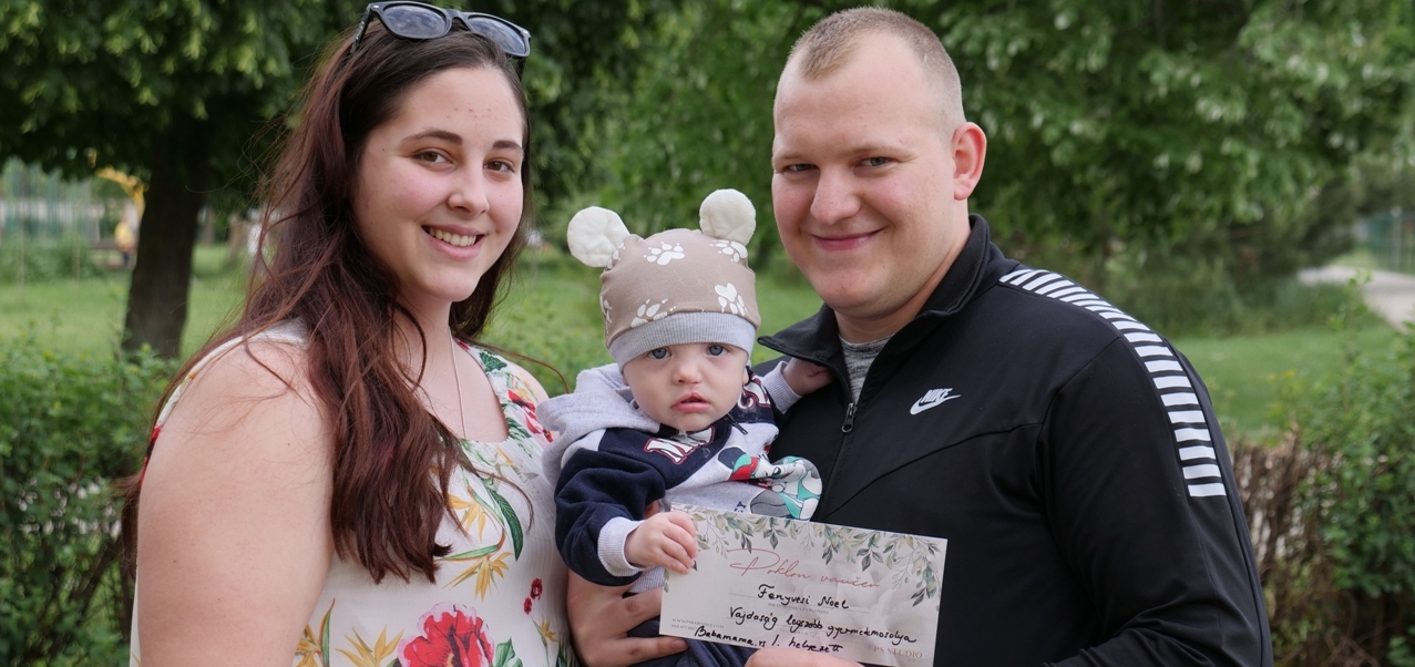 Noel családi fotózásra megy