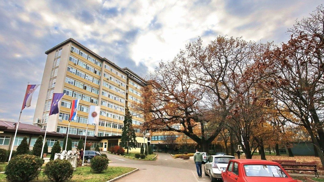 Koronavírusos újszülöttet ápolnak a Szabadkai Közkórházban