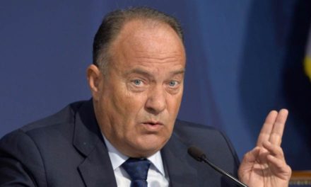 Rendes, vagy távoktatás? A szülő dönti el!