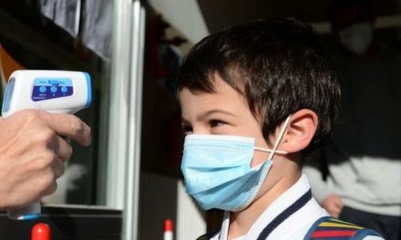 Végleges: Továbbra is az iskolában tanítják az alsósokat