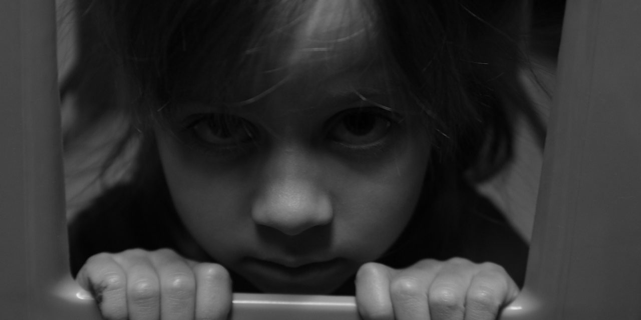 Hivatalos: hatástalan és káros módszer az elfenekelés