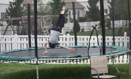 Trambulin – hatéves kor alatt egyáltalán nem kellene használni