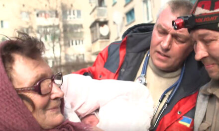 Tragédiából születni